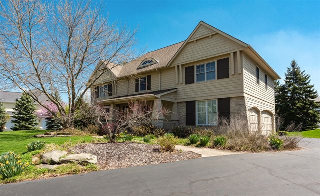 1820 Flowers Crossing Drive 12, Grand Rapids, MI 49525