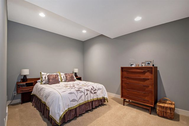 1820 Flowers Crossing Drive 12, Grand Rapids, MI 49525