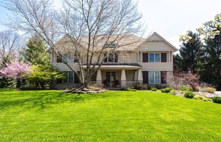 1820 Flowers Crossing Drive 12, Grand Rapids, MI 49525
