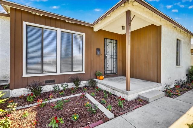 10908 Crossdale Avenue, Downey, CA 90241