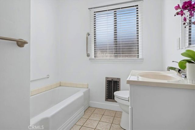 10908 Crossdale Avenue, Downey, CA 90241