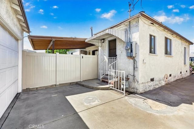 10908 Crossdale Avenue, Downey, CA 90241