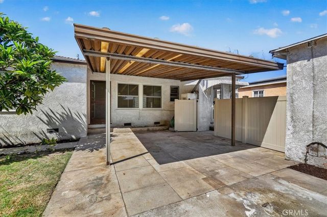 10908 Crossdale Avenue, Downey, CA 90241
