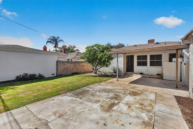 10908 Crossdale Avenue, Downey, CA 90241