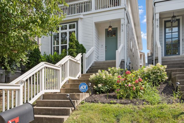 913 South St, Nashville, TN 37203