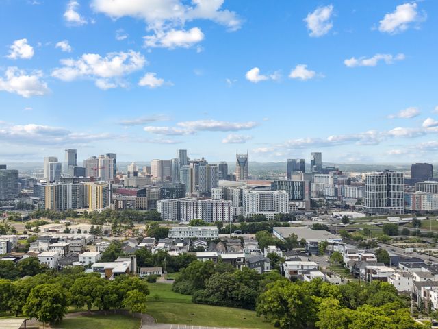 913 South St, Nashville, TN 37203