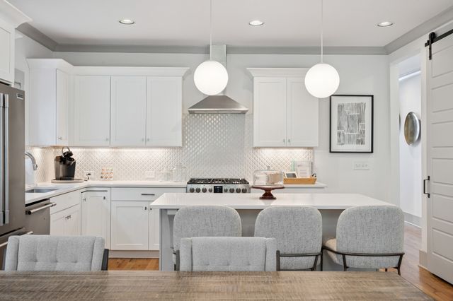 913 South St, Nashville, TN 37203