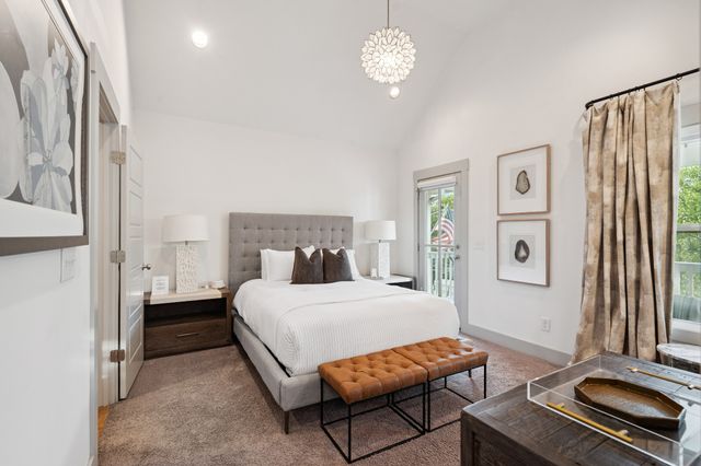 913 South St, Nashville, TN 37203