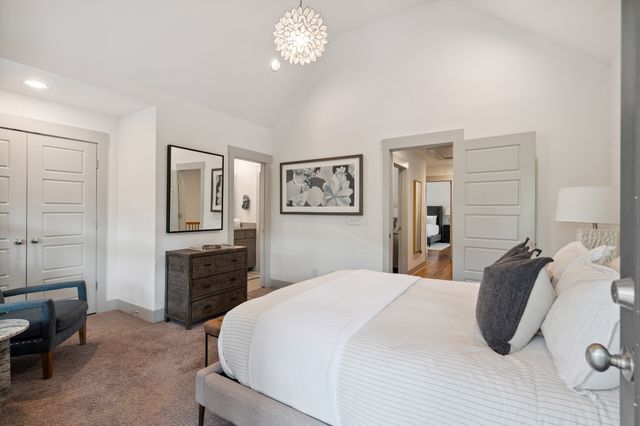 913 South St, Nashville, TN 37203