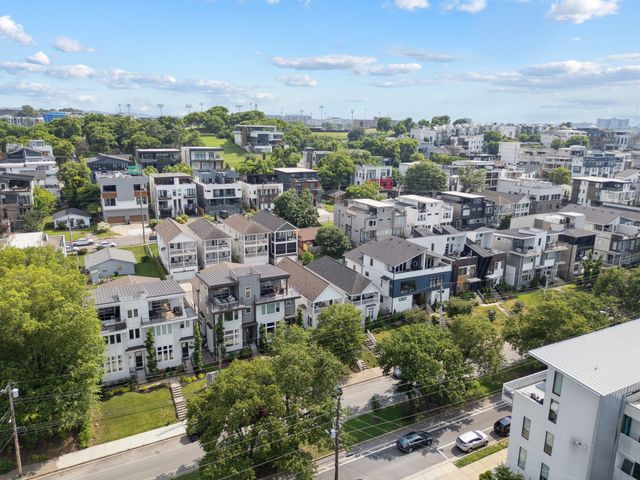 913 South St, Nashville, TN 37203