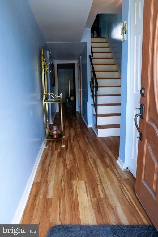 123 SUTCLIFFE LN #, CONSHOHOCKEN, PA 19428 — photo 2