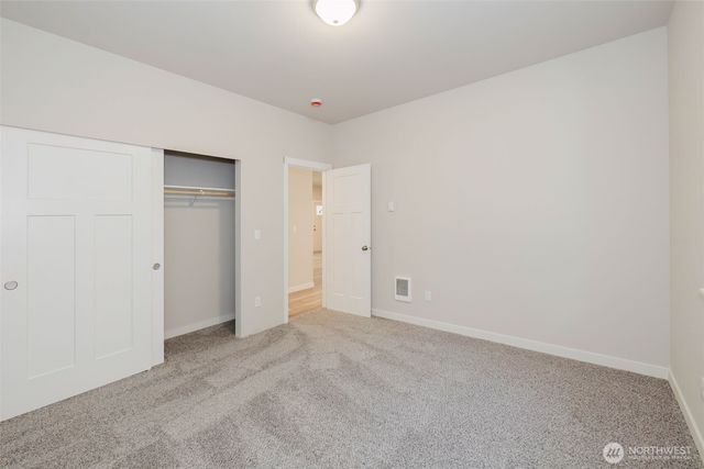 61 E Olyview Place, Grapeview, WA 98546