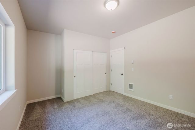 61 E Olyview Place, Grapeview, WA 98546