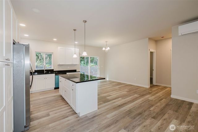 61 E Olyview Place, Grapeview, WA 98546
