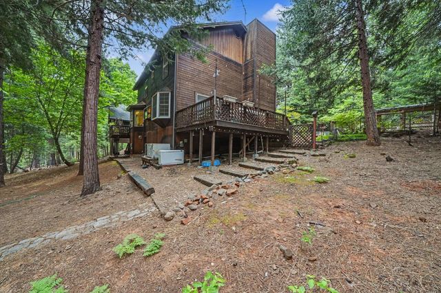 19050 Circle View Dr, Pioneer, CA 95666