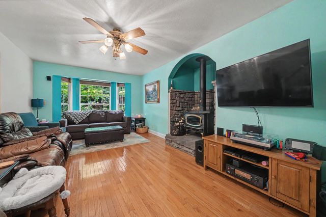 19050 Circle View Dr, Pioneer, CA 95666