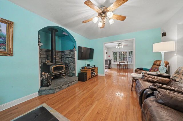 19050 Circle View Dr, Pioneer, CA 95666