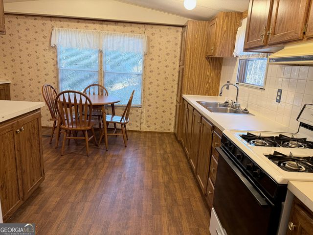 24 Lost Bridge Road, Lakemont, GA 30552