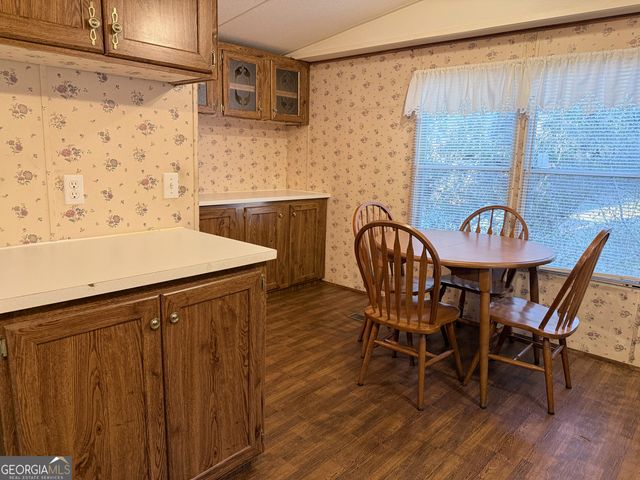 24 Lost Bridge Road, Lakemont, GA 30552