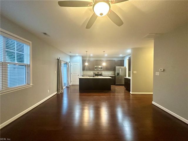 5504 Parish Turn PL, Virginia Beach, VA 23455