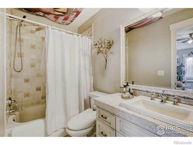 7677 Portico Place, Longmont, CO 80503