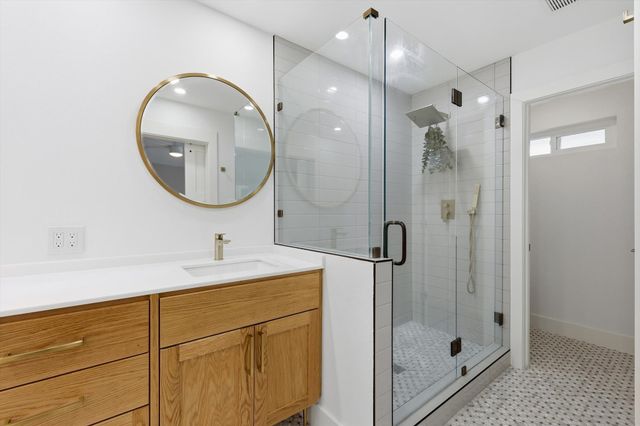 1909 W Red Bird Lane, Dallas, TX 75232
