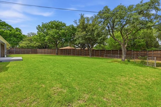 1909 W Red Bird Lane, Dallas, TX 75232