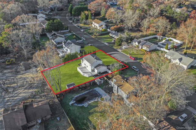 8 Marc Drive, Ridge, NY 11961