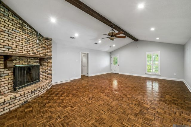 14017 Joor Rd, Baton Rouge, LA 70818