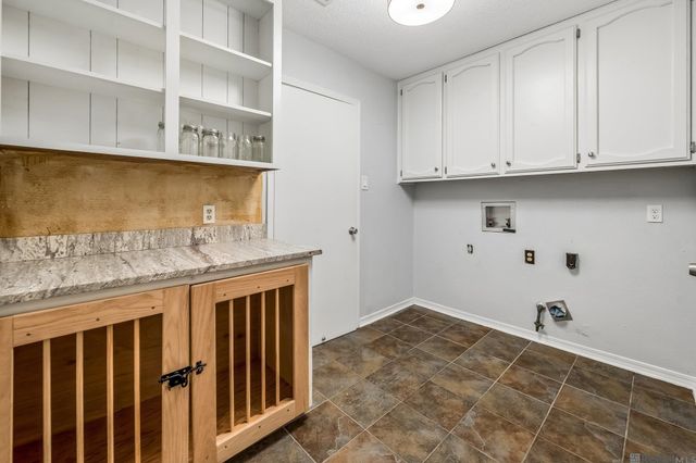 14017 Joor Rd, Baton Rouge, LA 70818