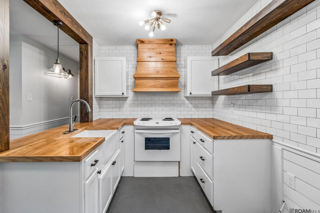 14017 Joor Rd, Baton Rouge, LA 70818
