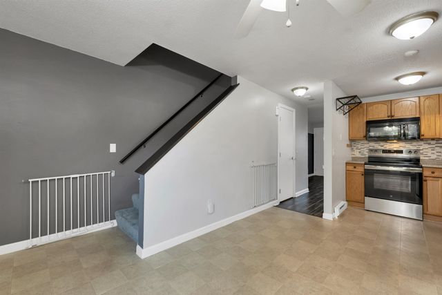 15 Wyman St Unit 9, Concord, NH 03301