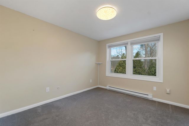 15 Wyman St Unit 9, Concord, NH 03301