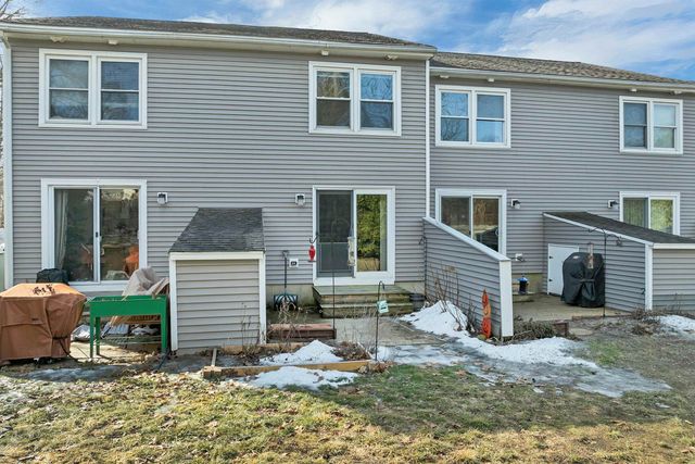 15 Wyman St Unit 9, Concord, NH 03301