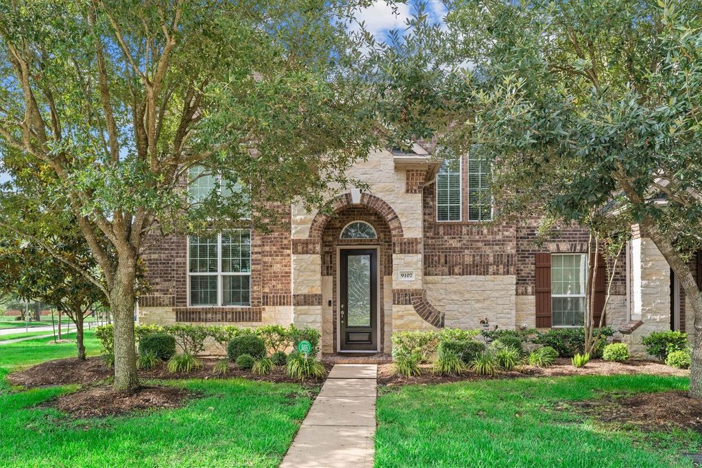 9107 Solvista Pass Lane, Houston, TX 77070