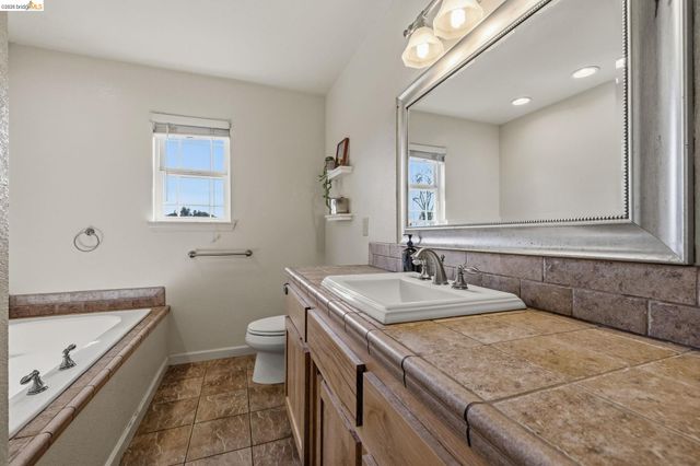 19095 North Dr, Jamestown, CA 95327