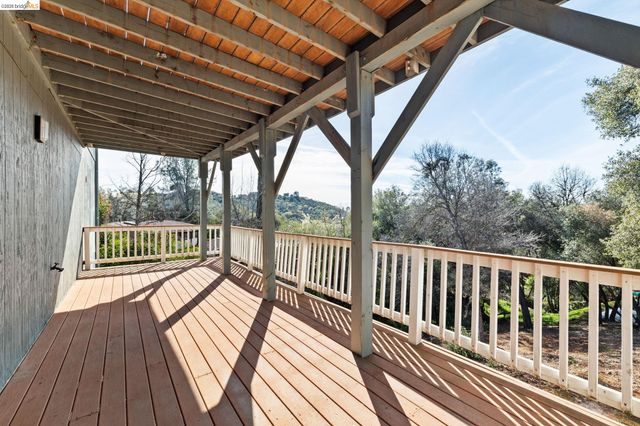 19095 North Dr, Jamestown, CA 95327