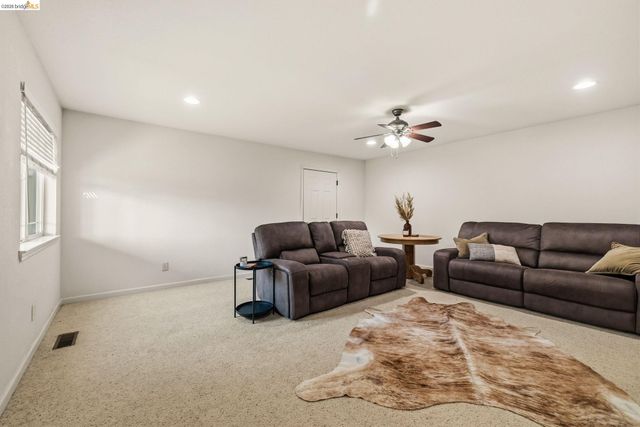 19095 North Dr, Jamestown, CA 95327