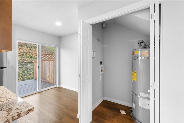 610 N Main Street APT 5A, Phoenix, OR 97535