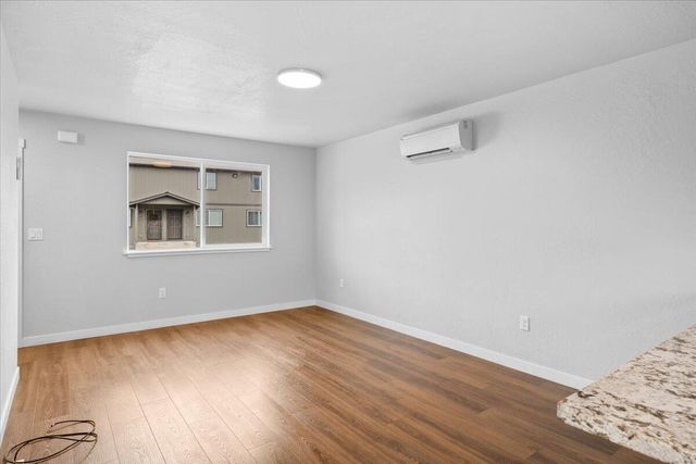 610 N Main Street APT 5A, Phoenix, OR 97535