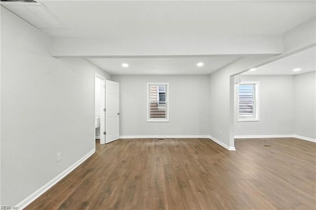 1322 Hoover AVE, Chesapeake, VA 23324