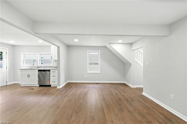 1322 Hoover AVE, Chesapeake, VA 23324