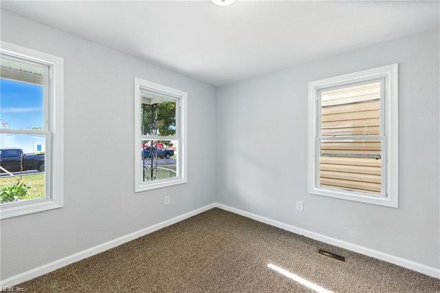 1322 Hoover AVE, Chesapeake, VA 23324