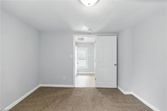 1322 Hoover AVE, Chesapeake, VA 23324