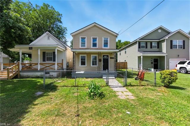 1322 Hoover AVE, Chesapeake, VA 23324