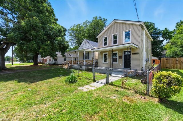 1322 Hoover AVE, Chesapeake, VA 23324