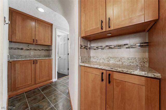 3598 Cedarbrook Road, University Heights, OH 44118