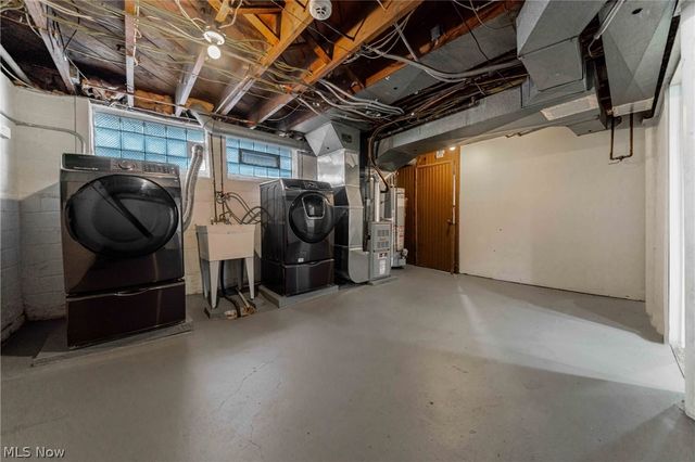 3598 Cedarbrook Road, University Heights, OH 44118