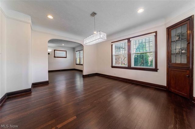 3598 Cedarbrook Road, University Heights, OH 44118