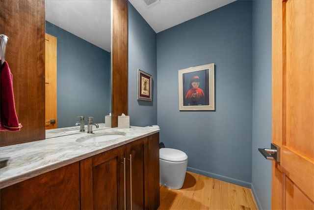 9896 Saddletop Street, Lenexa, KS 66227